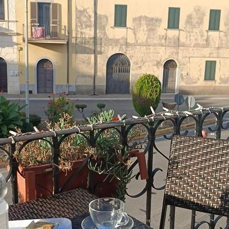 Velia'S Home Casa Vacanze B&B Castel Sant'Elia Extérieur photo